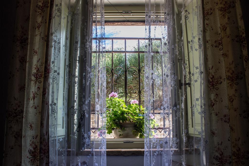 Poggio Dei Prugnoli Bed & Breakfast Tavoleto Eksteriør bilde