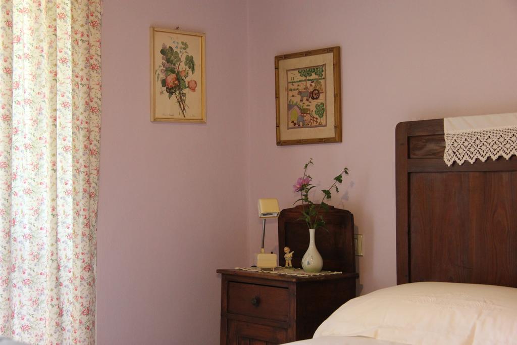 Poggio Dei Prugnoli Bed & Breakfast Tavoleto Eksteriør bilde